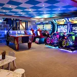 Le Lana Hotel