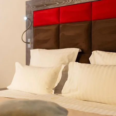Le Lana Hotel