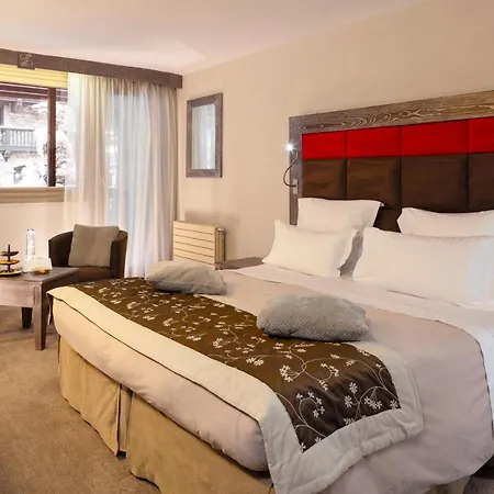 Le Lana 5* Куршевель