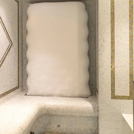 Le Lana 5* Куршевель